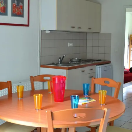 Vvf Villages « Les Pyrenees Ariegoises » Les Cabannes Vakantiehuis *