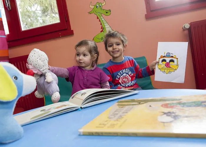 Vvf Villages « Les Pyrenees Ariegoises » Les Cabannes Vakantiehuis *