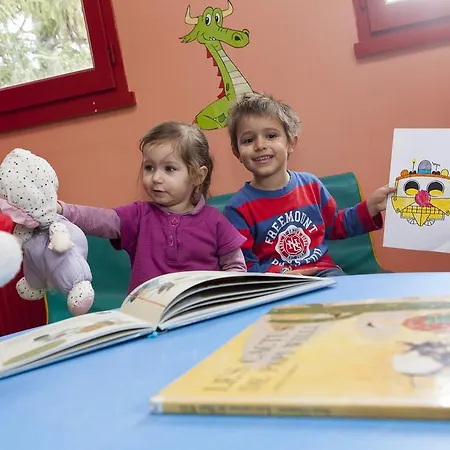 Vvf Villages « Les Pyrenees Ariegoises » Les Cabannes 펜션 *