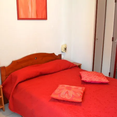 Vvf Villages « Les Pyrenees Ariegoises » Les Cabannes *