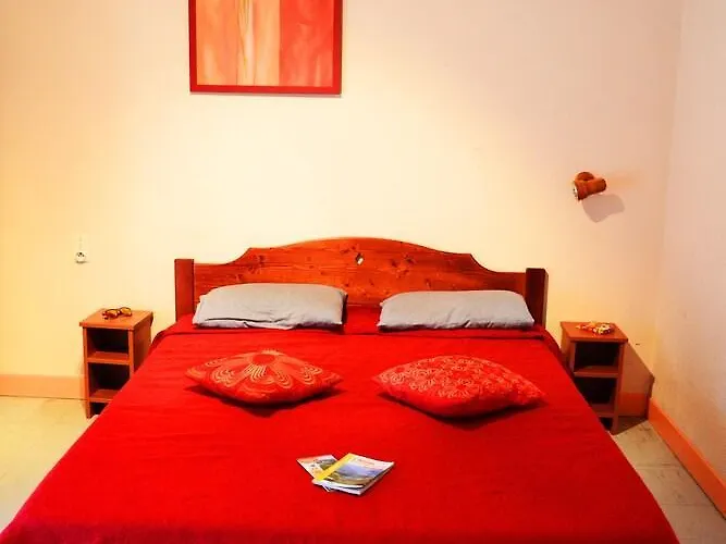 Vvf Villages « Les Pyrenees Ariegoises » Les Cabannes * レ・キャバネス