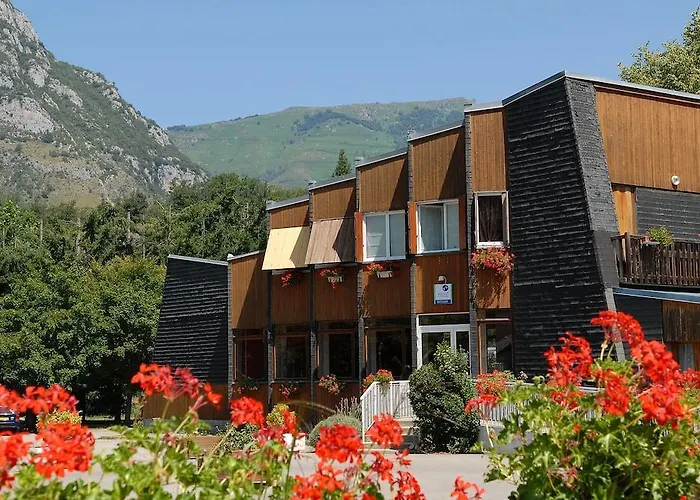 Vvf Villages « Les Pyrenees Ariegoises » Les Cabannes *